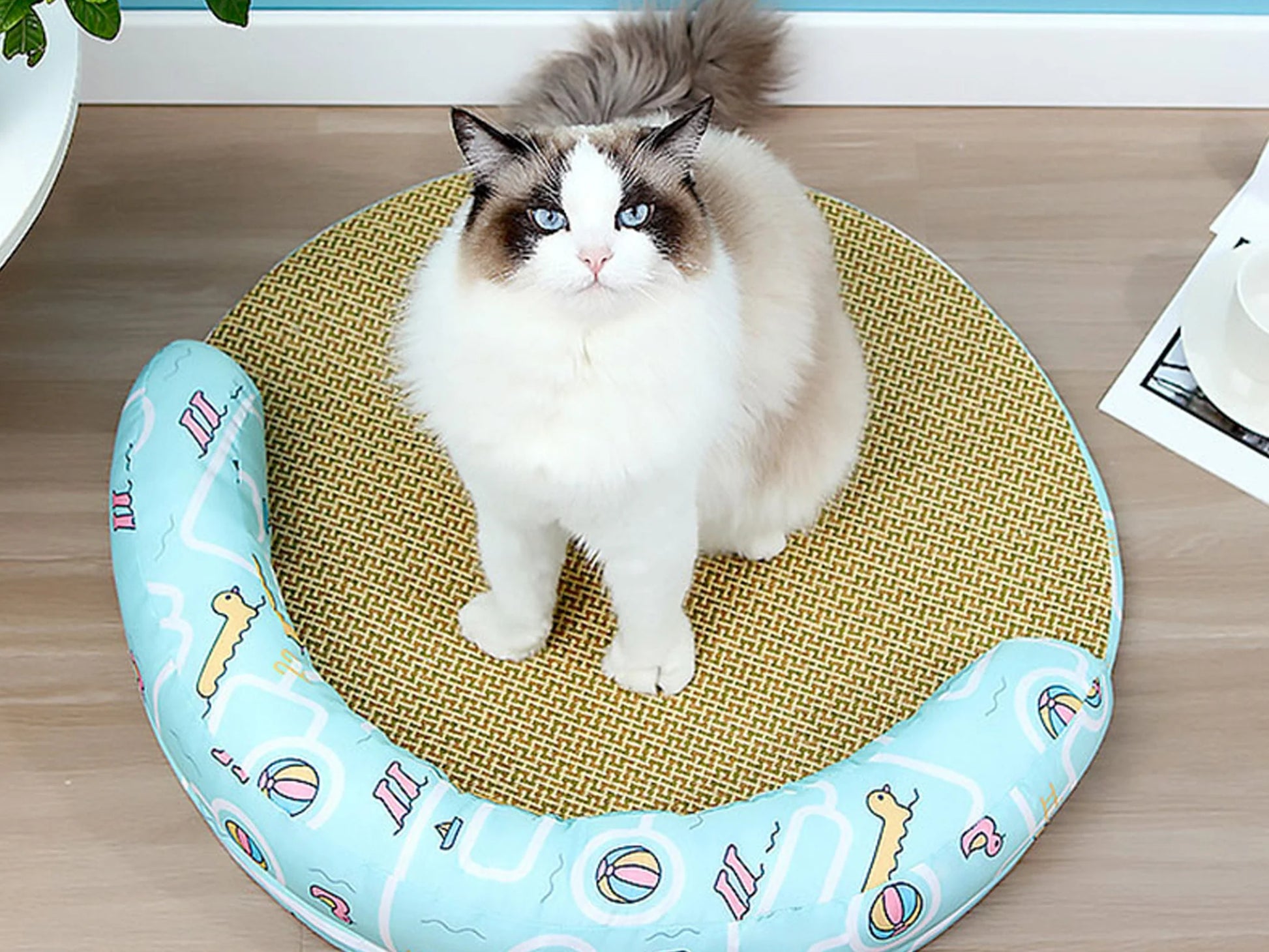 Summer Cooling Pet Bed with Ice Mat, Odor-Resistant Fabric, Cartoon Print - Ideal for Small to Medium Pets, Lightweight & Portable