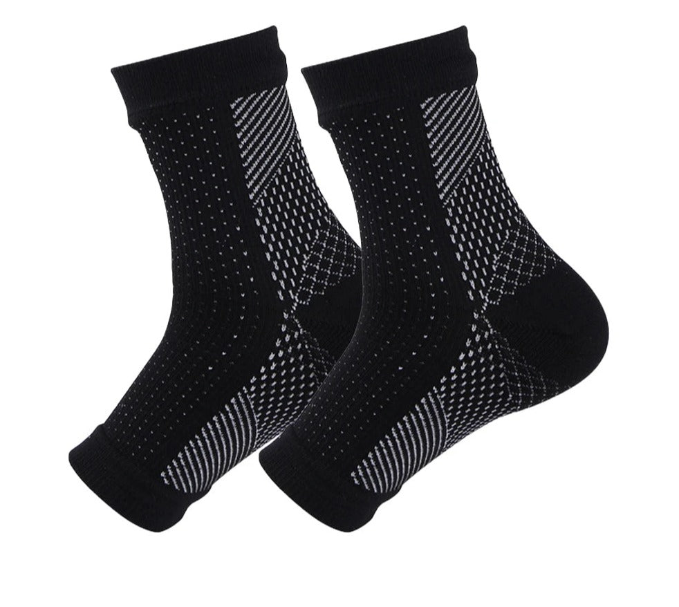 "All-day comfort and support with medical-grade compression socks. Improve circulation, reduce leg fatigue, and relieve varicose veins. Perfect for professionals."
